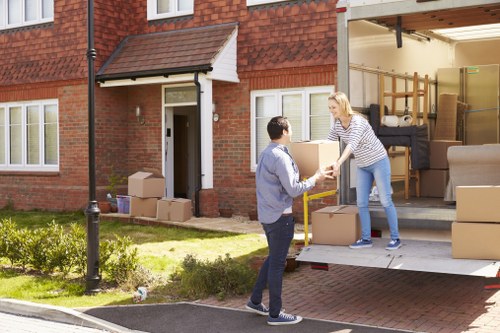 Local moving van supporting Surrey residential and business relocations