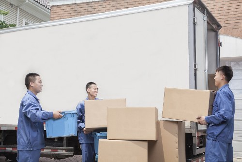 Local moving truck navigating Surrey residential access